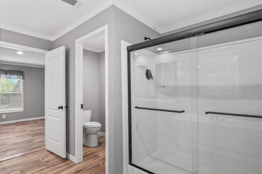 Image 30 of a home in .