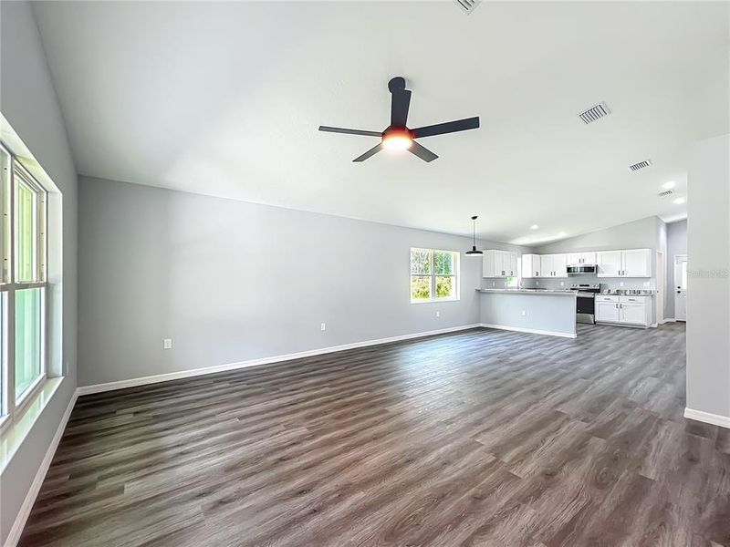 Spacious, unfurnished interior of a new home in , Lake Panasoffkee (Image 28).