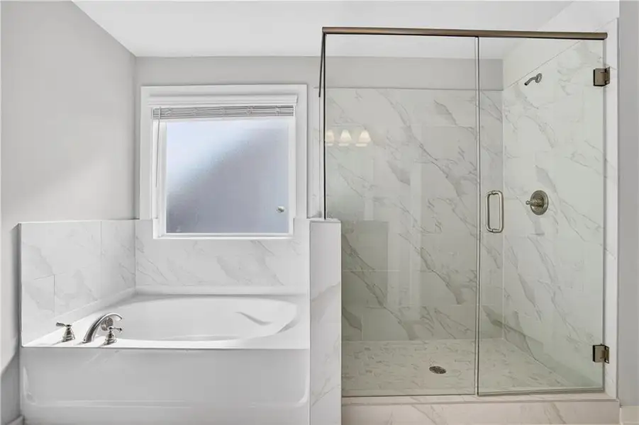 Furnished interior view inside a new home in , Villa Rica (Image 8).