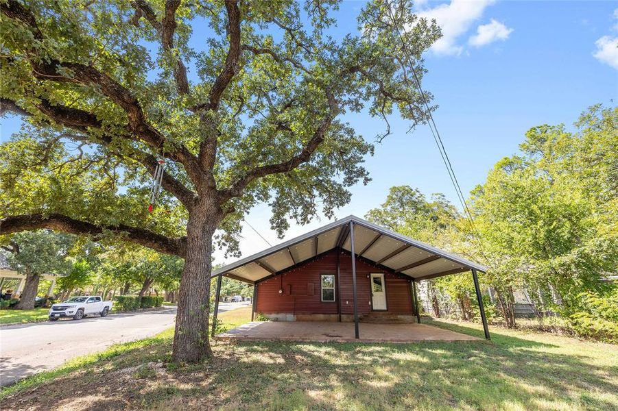 Image 28 of a home in . Image 28 of a home in .