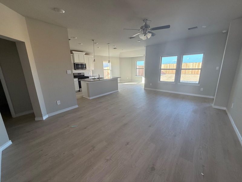 Spacious, unfurnished interior of a new home in Southern Pointe, College Station (Image 4). Spacious, unfurnished interior of a new home in Southern Pointe, College Station (Image 4).