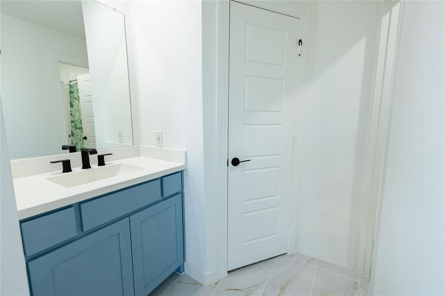 Furnished interior view inside a new home in , Aubrey (Image 15).
