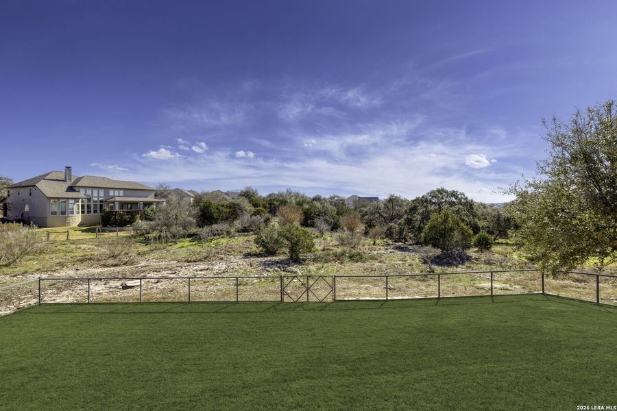 Natural landscape and outdoor views near Vintage Oaks in New Braunfels (Image 40).