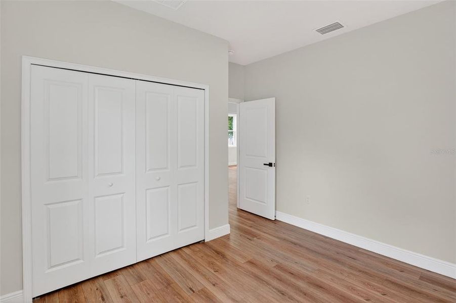 Spacious, unfurnished interior of a new home in , Citrus Springs (Image 13).