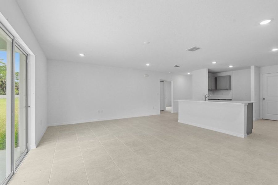 Spacious, unfurnished interior of a new home in Richmond Cove, Palm Bay (Image 42). Spacious, unfurnished interior of a new home in Richmond Cove, Palm Bay (Image 42).