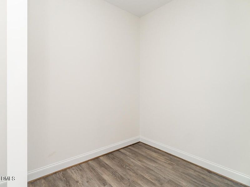 21 1191_PerkinsonRd PrimaryCloset2_MLS 21 1191_PerkinsonRd PrimaryCloset2_MLS