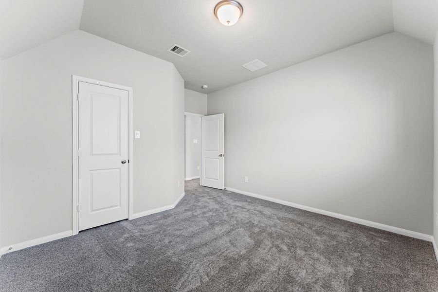 Spacious, unfurnished interior of a new home in The Highlands, Porter (Image 39). Spacious, unfurnished interior of a new home in The Highlands, Porter (Image 39).