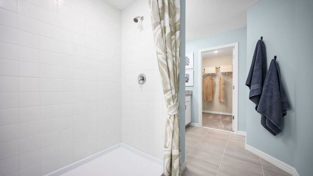 Primary Bathroom | Cape | Hodges Reserve | New Homes In Howey-in-the-Hills, FL by Landsea Homes Primary Bathroom | Cape | Hodges Reserve | New Homes In Howey-in-the-Hills, FL by Landsea Homes