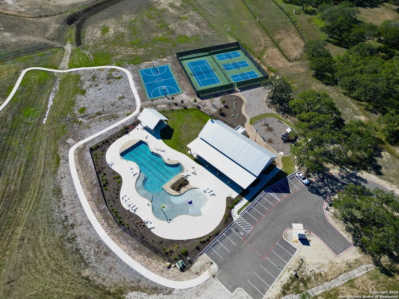 Community amenities in , Bulverde (Image 41).