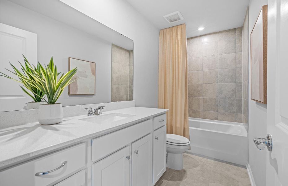 Representative furnished interior of a home built from the Raven by Pulte Homes in Crestview, Spartanburg (Image 20). Representative furnished interior of a home built from the Raven by Pulte Homes in Crestview, Spartanburg (Image 20).