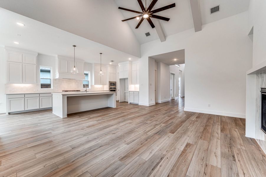 Representative unfurnished interior of a home built from the Pembrooke II by Southgate Homes in Windsong Ranch 61' Series, Prosper (Image 26). Representative unfurnished interior of a home built from the Pembrooke II by Southgate Homes in Windsong Ranch 61' Series, Prosper (Image 26).