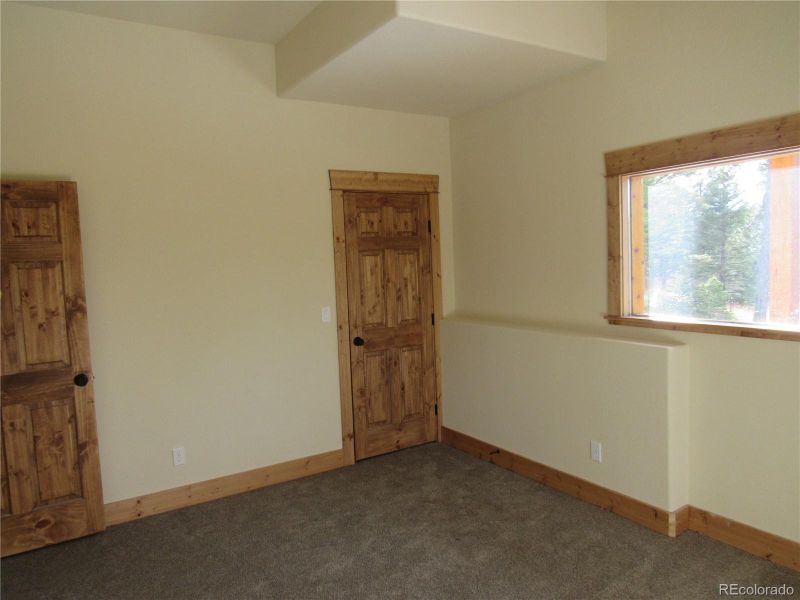 Image 27 of a home in .