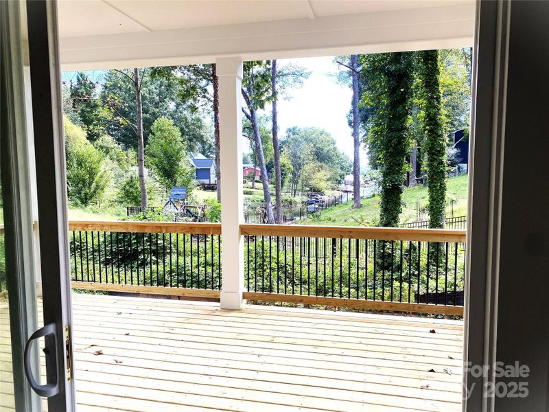 Image 12 of a home in .