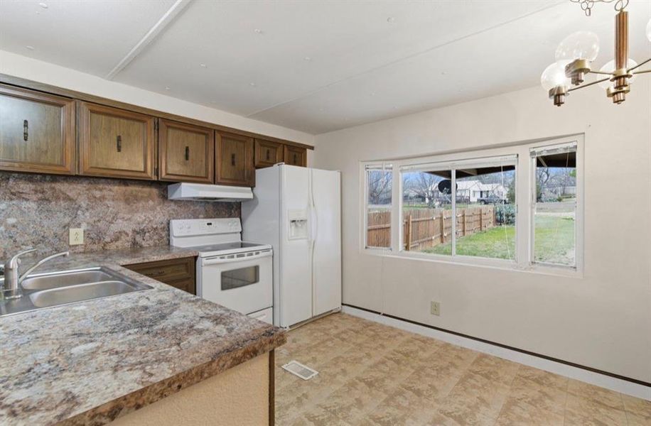 Furnished interior view inside a new home in , Breckenridge (Image 7).