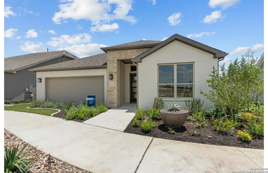 Exterior details and patio area of a home in Del Webb New Braunfels at Veramendi, New Braunfels (Image 20).