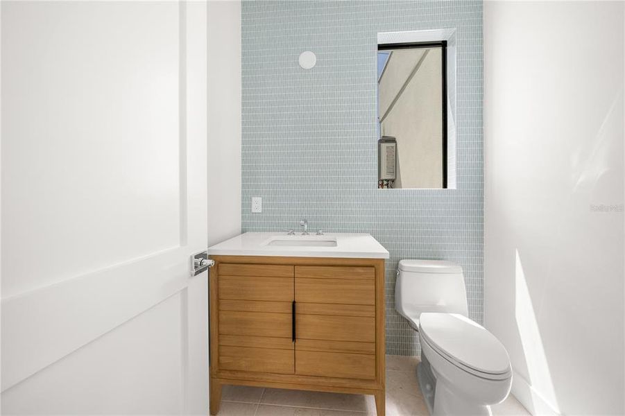 Furnished interior view inside a new home in , Sarasota (Image 11).