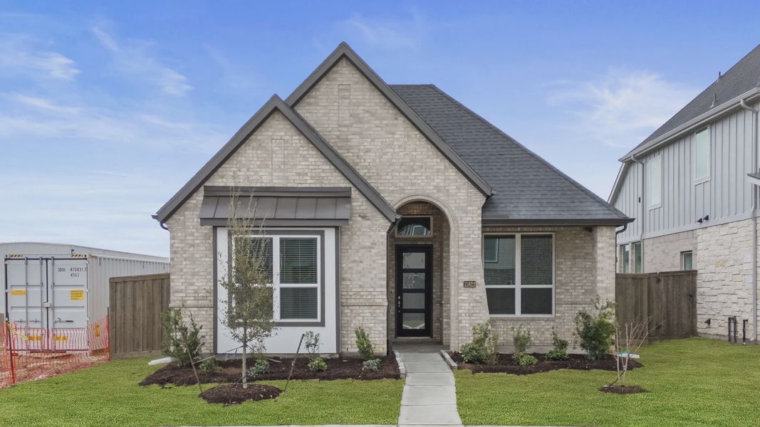 Image 28 representing the Oakmont by Chesmar Homes in Riceland Alley Loads, Mont Belvieu, TX.