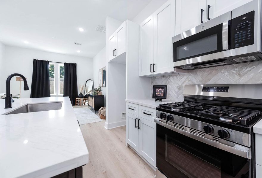 Close-up of interior finishes inside a home in , Houston (Image 18). Close-up of interior finishes inside a home in , Houston (Image 18).