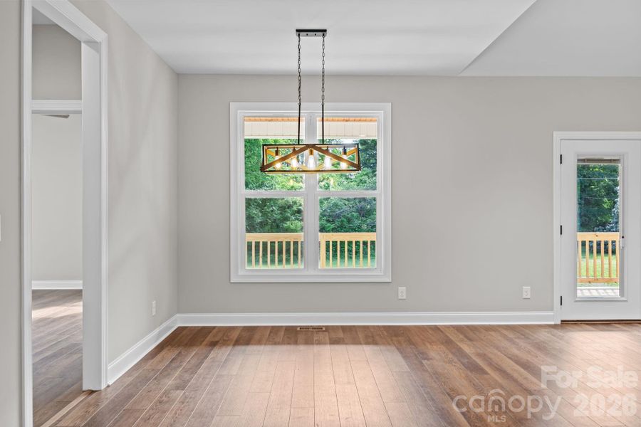 Spacious, unfurnished interior of a new home in , Salisbury (Image 34).