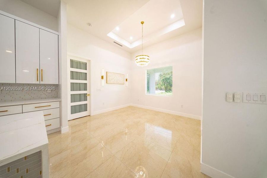 Spacious, unfurnished interior of a new home in , North Fort Myers (Image 23).