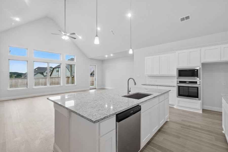 Representative furnished interior of a home built from the Classic Series - Vanderbilt by DRB Homes in Oaks at San Gabriel, Georgetown (Image 38).