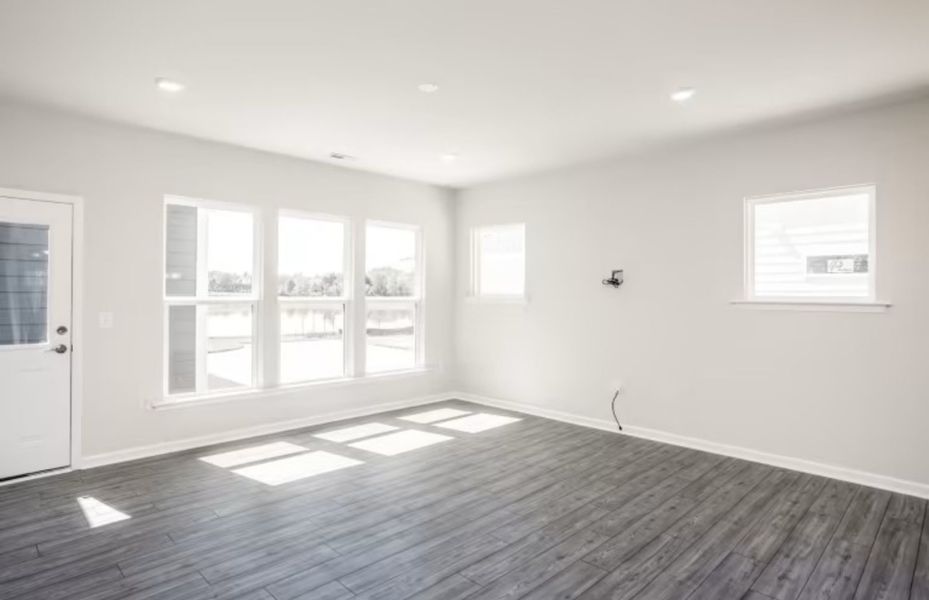 Spacious, unfurnished interior of a new home in Saunders Farm, Willow Spring (Image 15). Spacious, unfurnished interior of a new home in Saunders Farm, Willow Spring (Image 15).