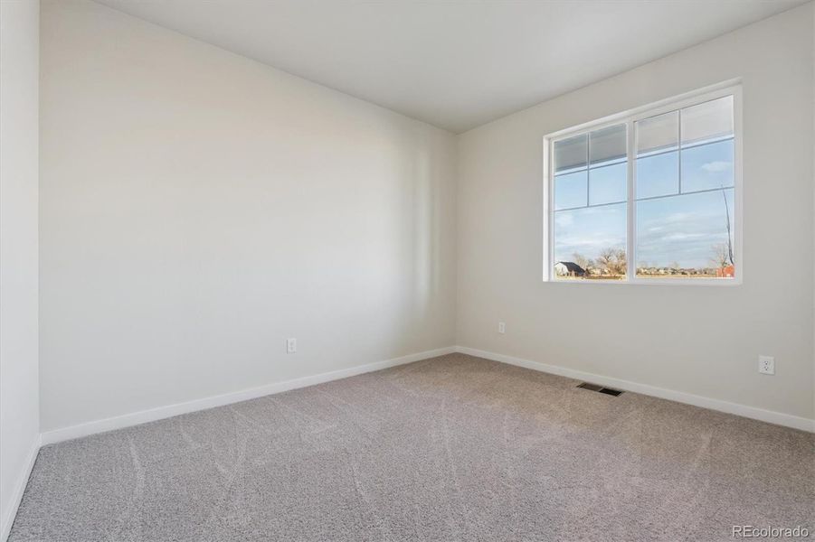 Spacious, unfurnished interior of a new home in Farmlore, Brighton (Image 22).