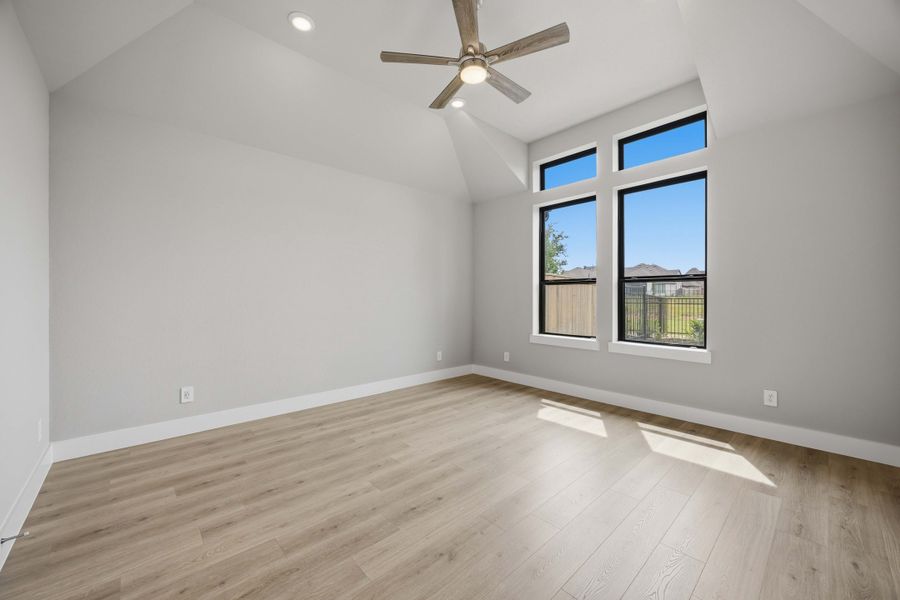 Spacious, unfurnished interior of a new home in Elyson, Katy (Image 22).