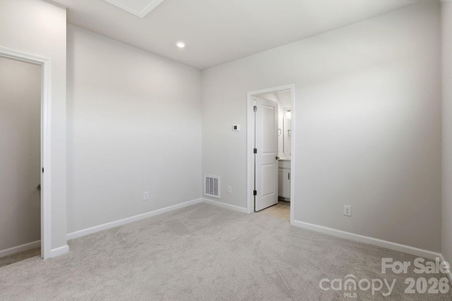 Spacious, unfurnished interior of a new home in , Charlotte (Image 32).