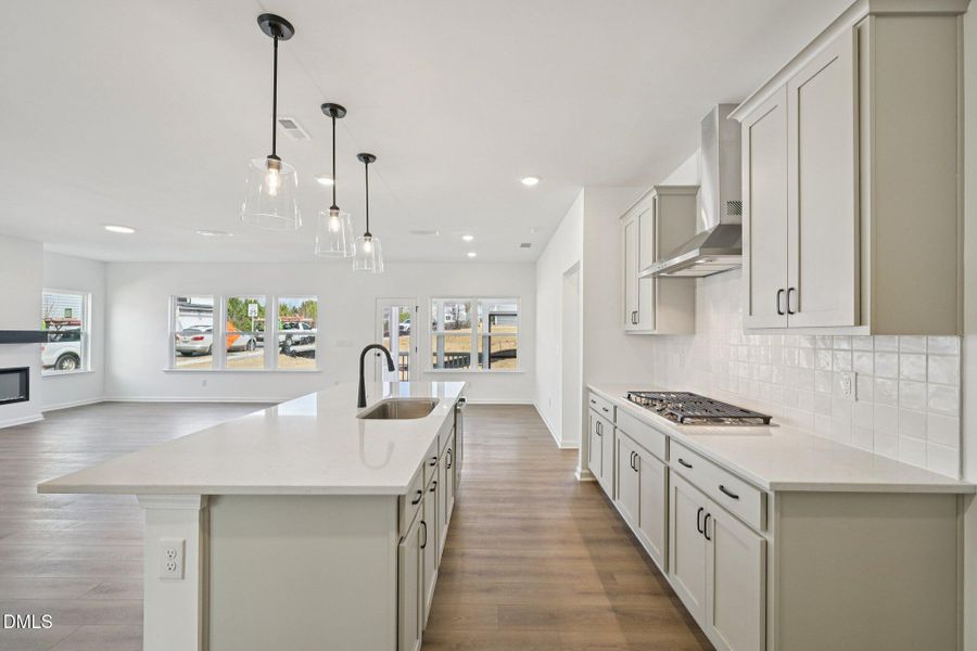 17-web-or-mls-Compeer Wy-S0603-017