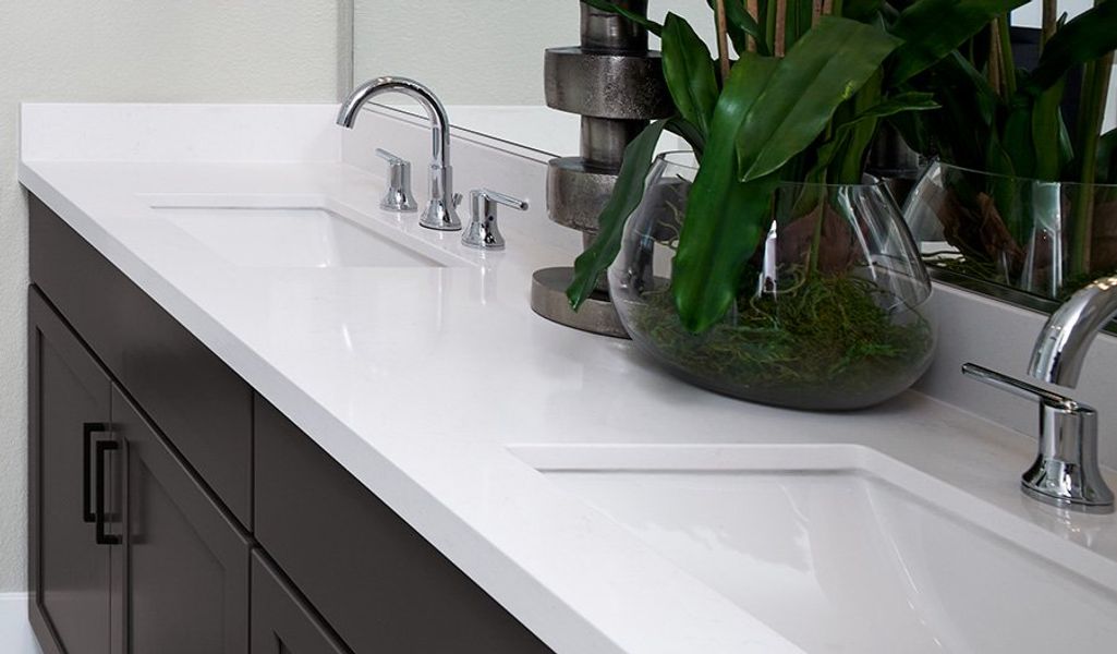 Zinc-N956-SeasonsAtCaterina bathroom crop