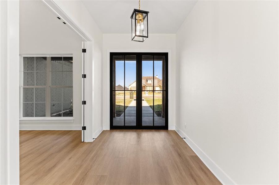 Spacious, unfurnished interior of a new home in , Woodway (Image 28).