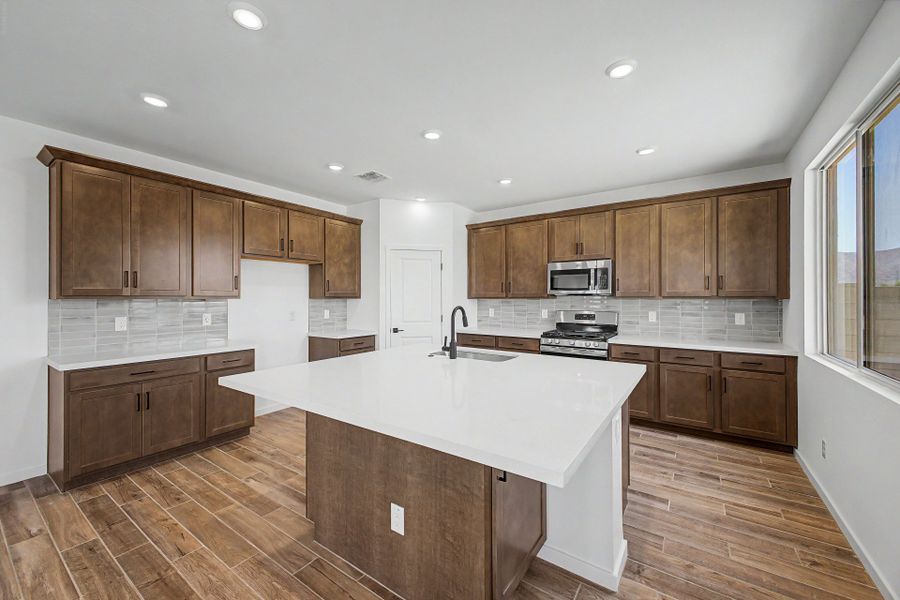 Furnished interior view inside a new home in Frontera, Surprise (Image 3).