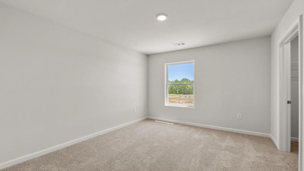 Spacious, unfurnished interior of a new home in Aurora Creek, Dallas (Image 18).