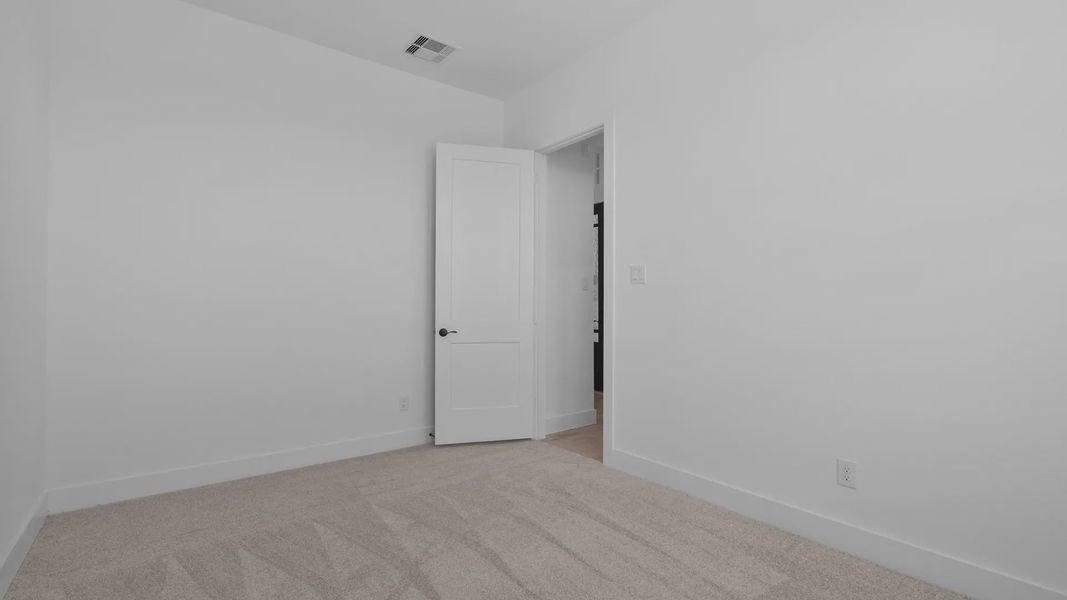 Spacious, unfurnished interior of a new home in Blue Heron, Mont Belvieu (Image 18). Spacious, unfurnished interior of a new home in Blue Heron, Mont Belvieu (Image 18).