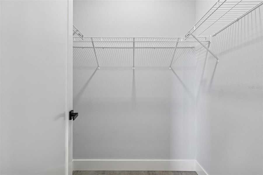 Spacious, unfurnished interior of a new home in , Pinellas Park (Image 19).