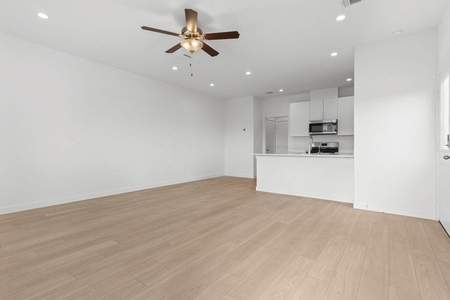 *Images and 3D tour are for illustration only and options may vary from home as built.