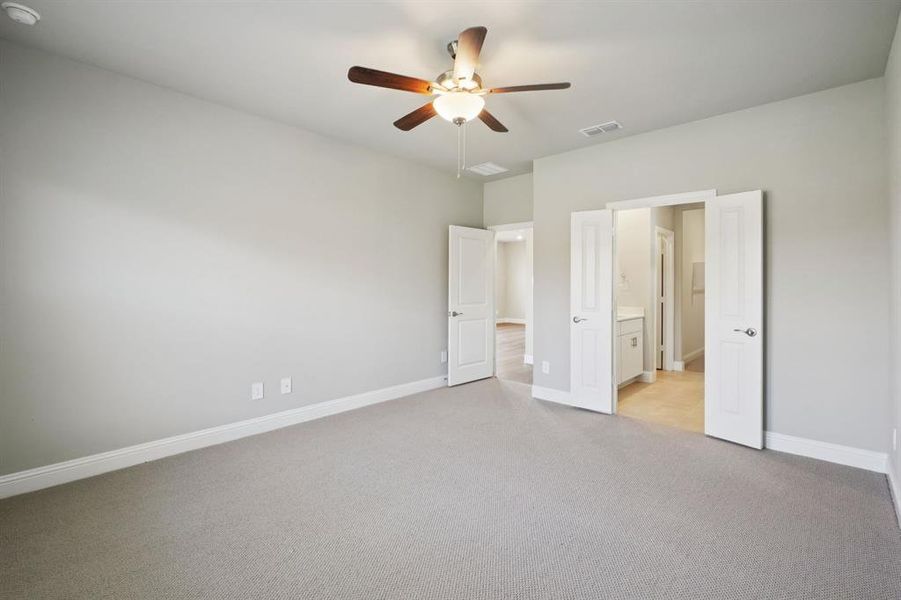 Photo is not of the actual home, but is an inspirational photo of builder’s model home and may depict options, furnishings, and/or decorator features that are not included.