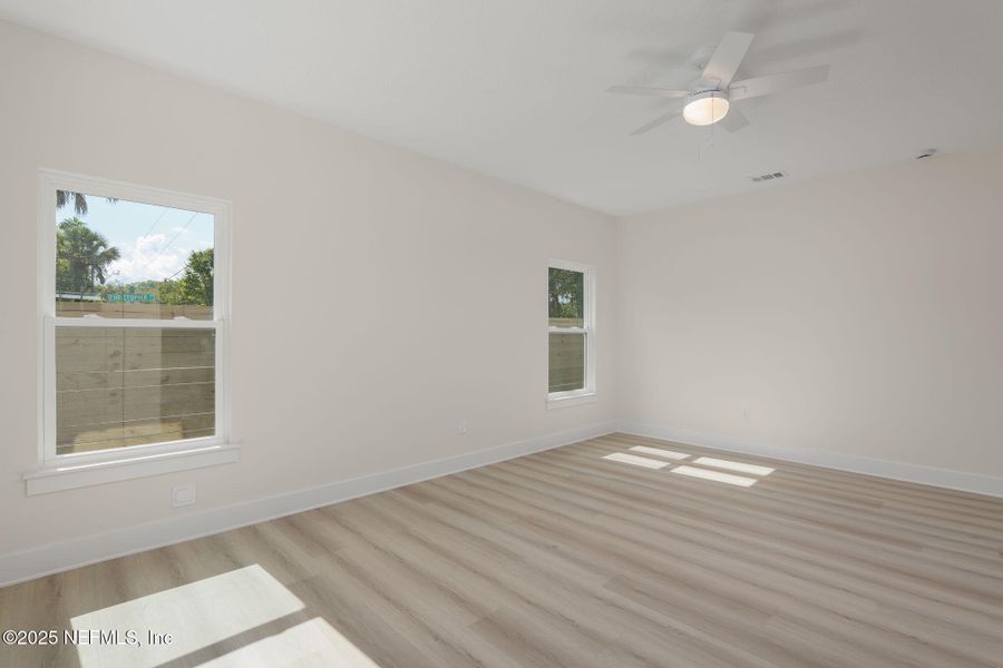 Spacious, unfurnished interior of a new home in , St. Augustine (Image 23).
