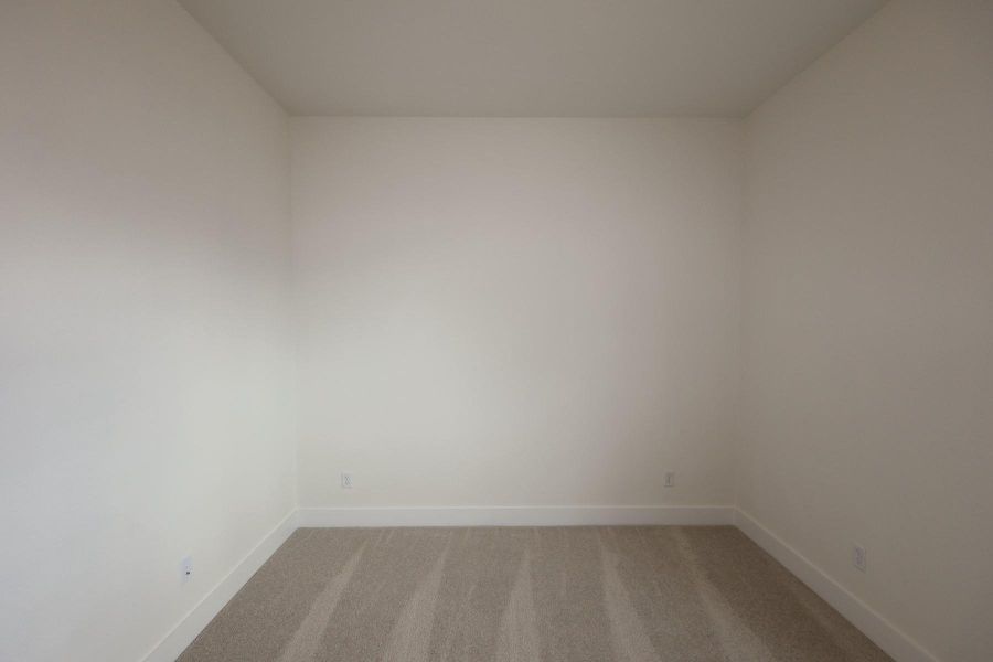 Spacious, unfurnished interior of a new home in Dunham Pointe, Cypress (Image 27).