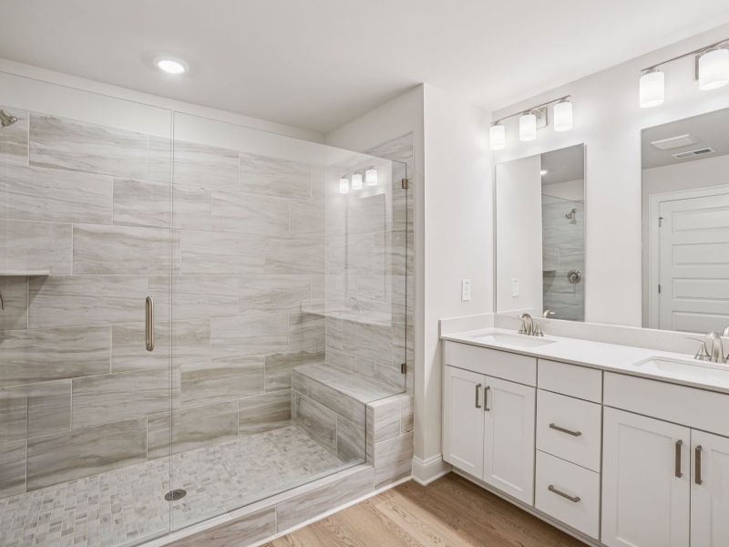 The Ashland floorplan with the Elegant Minimalism Linen interior package. The Ashland floorplan with the Elegant Minimalism Linen interior package.