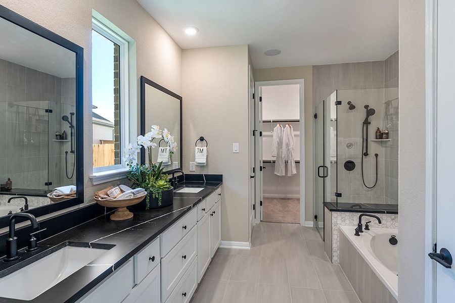Representative furnished interior of a home built from the Sienna by Taylor Morrison in Parkside on the River 50s, Georgetown (Image 10).