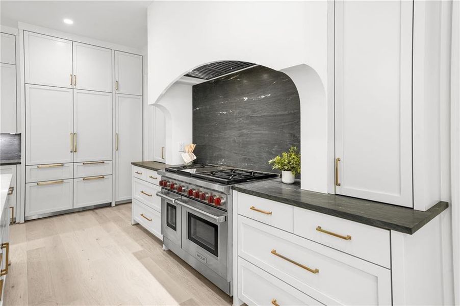 Furnished interior view inside a new home in , Atlanta (Image 18).