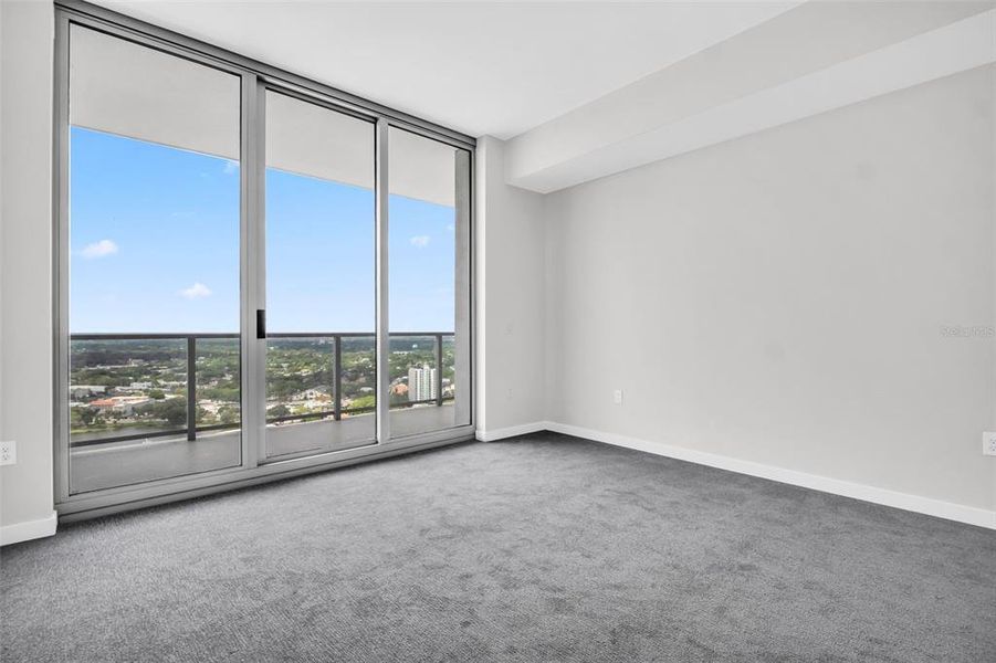 Spacious, unfurnished interior of a new home in , St. Petersburg (Image 53).