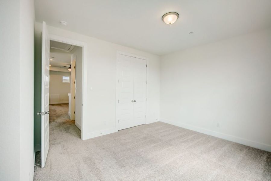 Spacious, unfurnished interior of a new home in Center 45, Round Rock (Image 52).
