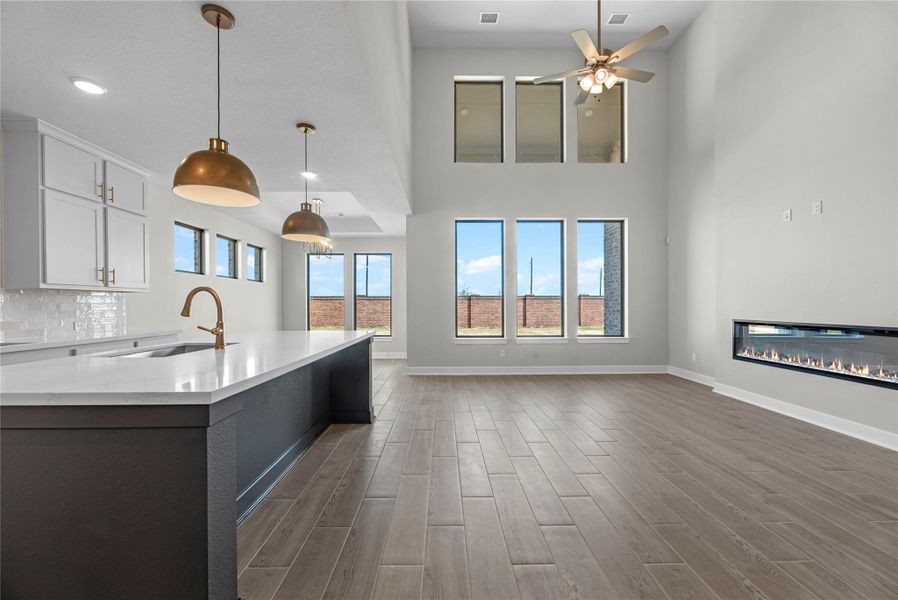 Image 18 of a home in Sunterra.