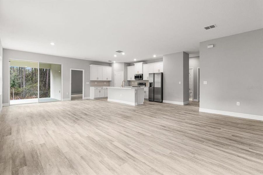 Image 22 of a home in .