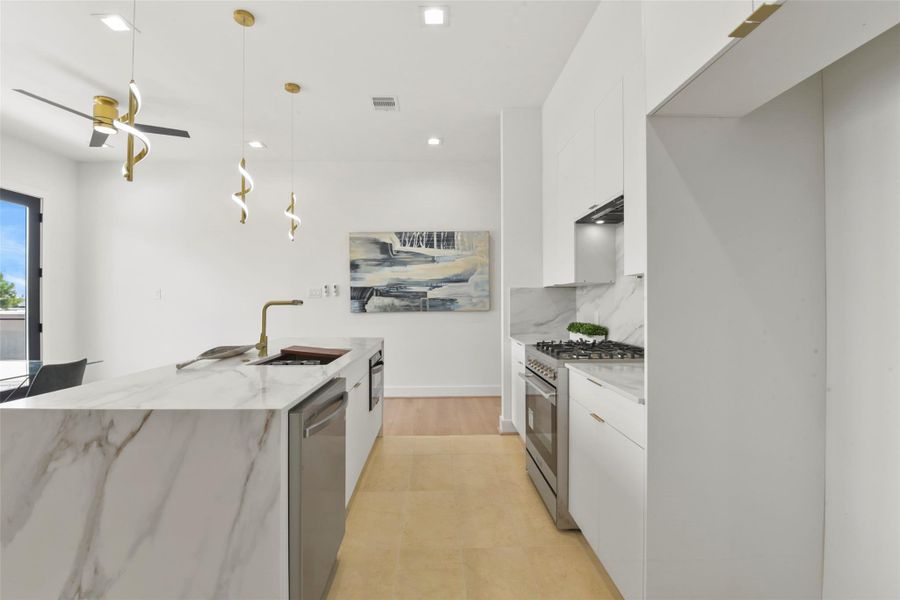 Furnished interior view inside a new home in , Houston (Image 15). Furnished interior view inside a new home in , Houston (Image 15).