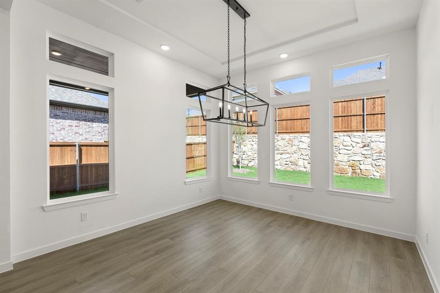 16. 7112 Bergamot - Dining (2)