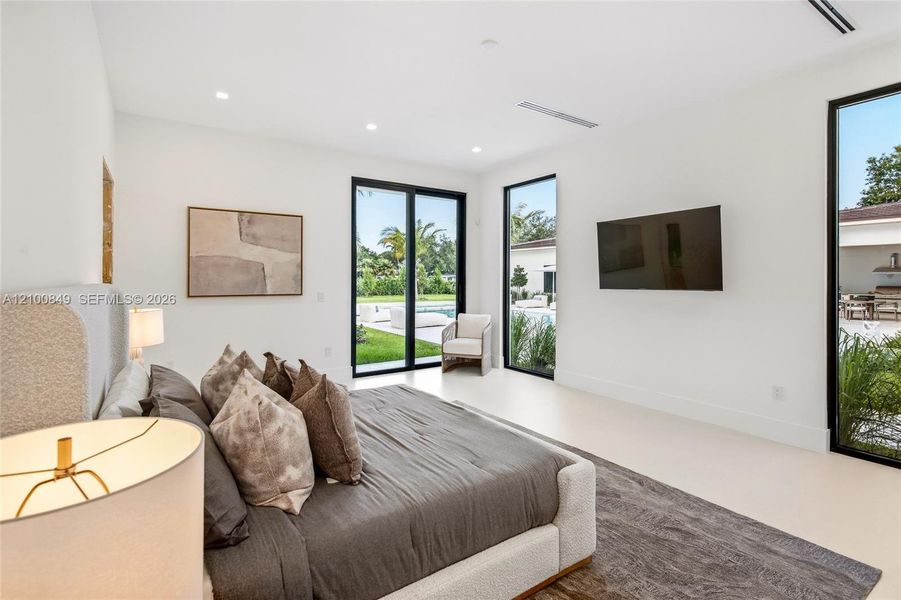 Furnished interior view inside a new home in , Palmetto Bay (Image 19).